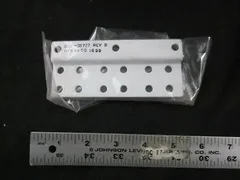 AMAT 0021-35727 BRCKT, 3-POS, FUJIKIN, ETCH
