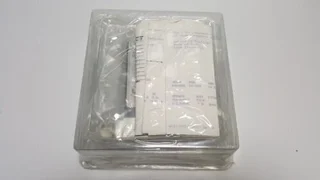 AMAT 0225-15085 MASS FLOW CONTROLLER UNIT UFC-1260A GAS H2 / 500SCCM
