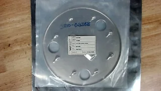 APPLIED MATERIALS - 3870-02568 - VALVE GATE LOWER PLATE, VAT 80819-01