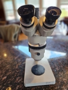 NIKON SMZ-10 Trinocular Microscope S10x, 6.6x-40x, Includes CF Photo 10x Lens