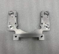 Applied Materials 0021-37890 BRACKET, UPPER CARRIER 300MM UNIVERSAL L AMAT (M)