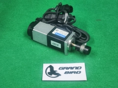 AMAT 0190-607520 SANYO DENKI AC SERVO MOTOR R2EA04008FCP00M, USED