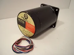 Oriental Motor Vexta stepping motor 5-phase 0.72deg/step 1.4a dc 8ohms UPH5913-A