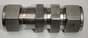 Swagelok SS-1210-61 SS Tube Fitting Bulkhead Union, 3/4 in. Tube AMAT 3300-04567