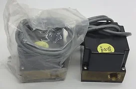 Proteus 150B24 Water Flow Switch used in Applied Materials 0090-20188 (Lot of 2)