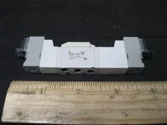 SMC SY3320-5LOZ-M5 VALVE, 3POS CC 24VDC
