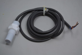 645-093955-001 / OMRON. CAPACTIVE PROXIMITY SWITCH / LAM RESEARCH