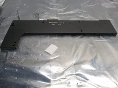 AMAT 0020-09297 BRACKET VERTICAL PLATE MOUNT REV B, 104554