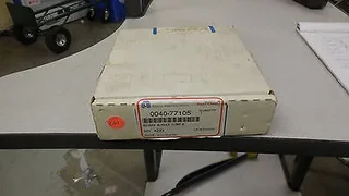 0040-77105, Applied Materials, DECHUCK BLADDER CLAMP