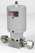 Fujikin Carten AMAT Type N.C. Valve Valve O.P.0.44~0.68 MPa Gas Diaphragm Valve