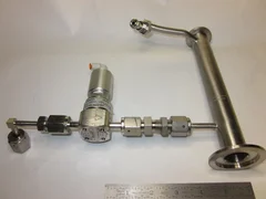 AMAT Swagelok 0050-65830 Vacuum Assy, NW25~1/4" MVCR~1/4" FVCR~NW40 w/ Valve