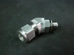 Applied Materials 3300-01962 Fitting Tubing Elbow 38T X 916-18M SST 45 Degrease