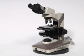 Nikon Labophot-2 Microscope W/ 1x 10 /0.25, 1x 40 /0.65, 1x 100/1.25, 2x 10x/20