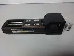 THK KR33 LM GUIDE ACTUATOR WITH SHAFT COUPLER AMAT 3760-01127