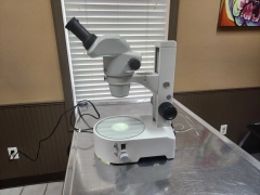 Nikon SMZ-745 Microscope