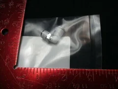 Applied Materials (AMAT) 3300-04032 FTG TBG UNION ELBOW 1/8T X 1/8MALE ISO