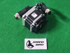 AMAT 1080-02279 SANYO DENKI R2AA08020FXHHKM AC SERVO . USED