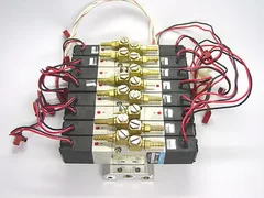 KOSMA 110-4E2-F11 / SOLENOID AIR VALVE / 3PORT / 24VDC