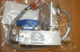NEW AMAT 0010-11537 FCW Valve Assembly CENTURA 1.0 GPM Parker Valve