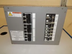@@ APPLIED MATERIALS 300MM ETCH CH AC DIST BOX TETRA II- P/N 0190-12819 (NPD53)