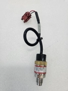 Applied Materials 0190-09133 SW, 75 TORR, VCR-4, CLOSE DECREASING TOR AMAT (C)