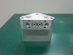 AMAT 0040-01618 MANIFOLD  INPUT  LID ASSEMBLY  PMD PRODUCER GT