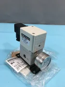 AMAT 3870-02053 Regulator Press 1/4 Port Size with bracket, 120596