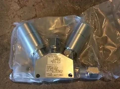Applied Materials Stainless V-Block Pneumatic Diaphragm Valve part# 3870-03336