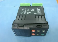 AMAT 0100-30019 WATLOW    TYPE 4X AND 12ENCLOSURE  0100-30019 CONTROLLER pc