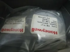 New AMAT 3310-01134 gauge press 30MG/60PSI 1%ACC 2"D Honeywell