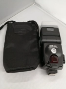 Nikon SB-80DX Speedlight Flash Strobe with Soft Case, Used, Slight Scratches