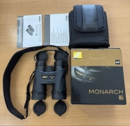 Nikon MONARCH 7 8x42mm Waterproof Binoculars Almost Unused Condition