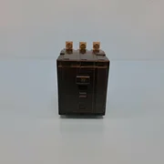 126-0403// AMAT APPLIED 0680-01215 CB MAG THERM 3P 240VAC 30A BOLT-ON QO [USED]