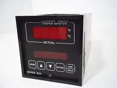 Watlow controls series 922 programmable temperature process controller meter