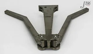 14743 APPLIED MATERIALS UPPER WING DUAL ROBOT W/LEFT & RIGHT ARMS 0020-25769