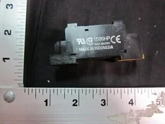 Applied Materials AMAT 0660-01639 SKTRLY MODEL LY TRK MNTED PANEL MNT