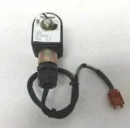 AMAT 9901-76102 VALVE PLUG 1/4FNPT X 1/4MNPT BRS W/HDL