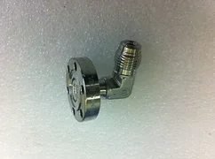 (126-0103) AMAT APPLIED MATERIALS 0040-20056 ADAPTOR ELBOW .25VCR USED WORKING