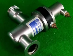 AMAT 3870-01160 VALVE PNEU1 INLINE, USED
