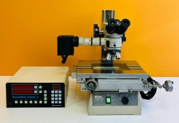 Nikon Measurescope UM-2 CFW10x Eyepieces, 6VL Stage, Microscope System. Tested!