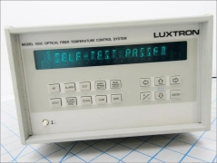 0190-35236 /LUXTRON M-100 OPTICAL FIBER TEMP CONTROL SYSTEM 100-S4S-B 120V/ AMAT