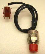 Applied Materials 1270-01516 Precision Sensors P17W-73  Pressure Switch 25 PSIG