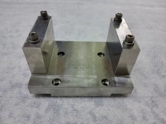 Applied Materials 0020-33416 BRACKET,HINGE,R2 AMAT (M)