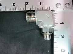 AMAT 3300-02846 FTG TBG EL 3/8 VCO X 9/16-18 STR THD