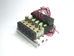 CKD 3KA110-M1C21 / SOLENOID AIR VALVE / 3PORT / 14VDC