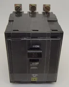 AMAT 0680-01215 30 A Special Purpose Breaker Square D QOB3305237 30A, 3-Pole