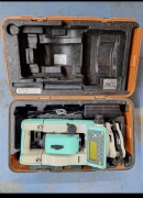 Nikon DTM-520 Total Station Surveying Instrument w/ Case