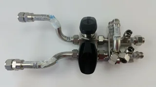 APPLIED MATERIALS ASSY 0010-26655 Swagelok SS-45S12-K 2 Ball Valve