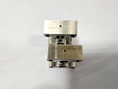 Lot of 2 Lam Research 220-32207-000 Gas line Block,Used,CN+US~97444