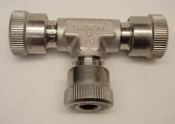 AMAT 3300-02162 Swagelok SS-4-UT-3, Ultra-Torr Vacuum Fitting, Union Tee, 1/4 in
